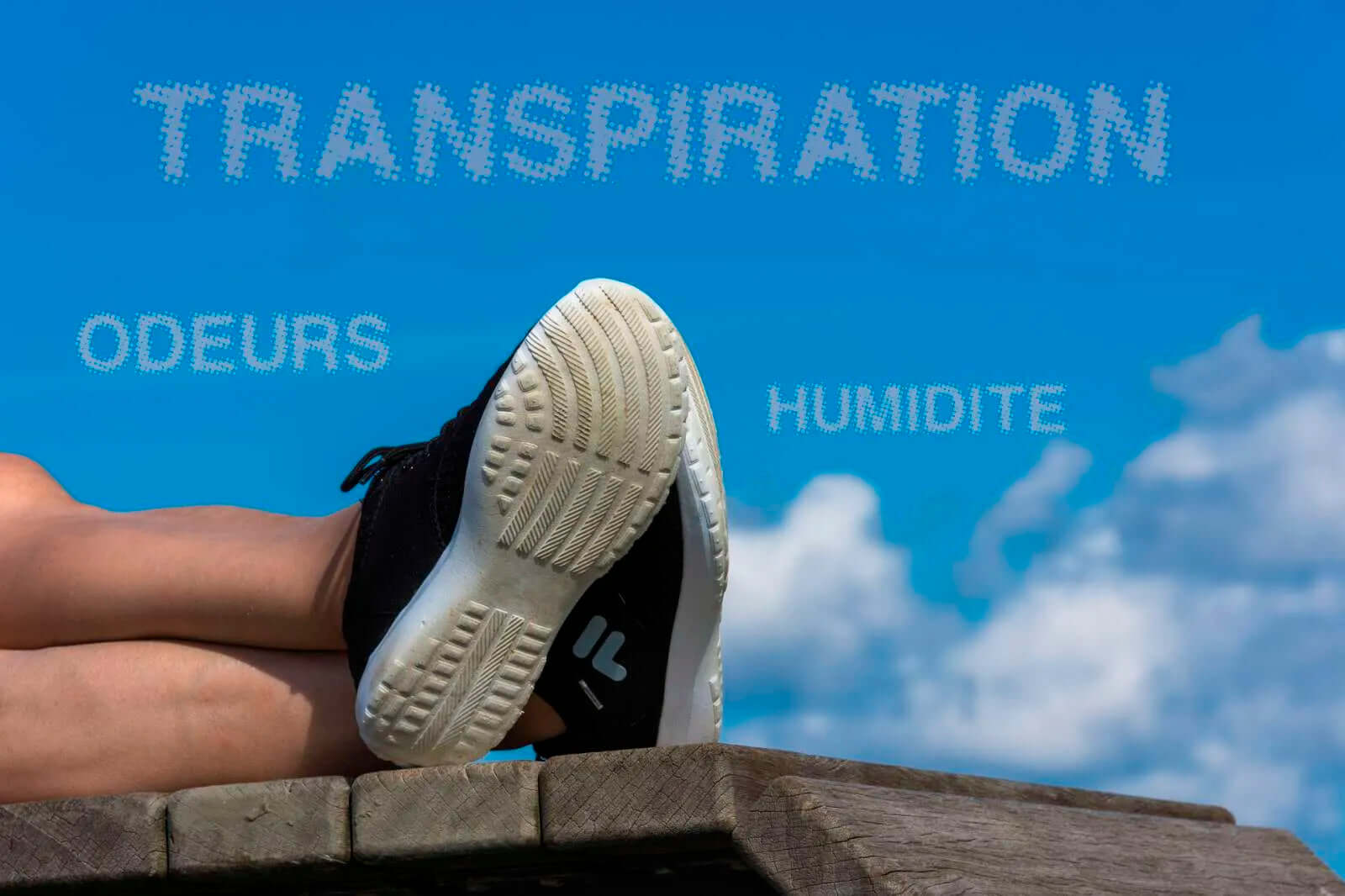 La transpiration dans les chaussures entaine parfois des odeurs de pieds sont incommodantes